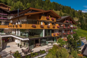 Hotel Garnì Gardena - Appartments Santa Cristina Valgardena